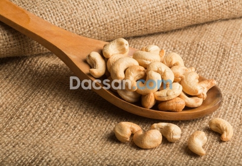 Cách chọn hạt điều rang muối Bình Phước ngon nhất