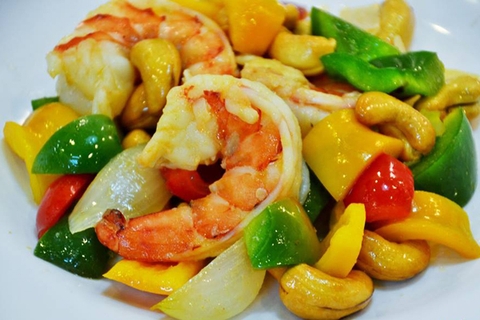 Hạt điều xào tôm – Món ngon cho gia đình bạn