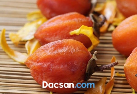 Hồng treo gió và những công dụng tuyệt vời cho sức khỏe
