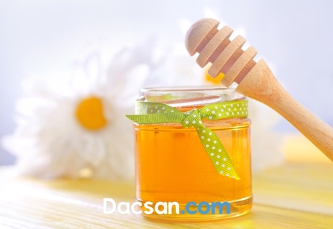 LÀN DA TRẮNG MỊN VỚI MẶT NẠ MẬT ONG VÀ SỮA CHUA