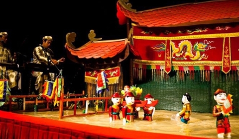 GHÉ ĐẾN NHÀ HÁT MÚA RỐI THĂNG LONG - ĐẶC SẢN TINH THẦN KHÔNG BỊ MAI MỘT