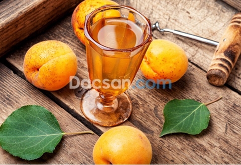 Quả mơ ngâm rượu là đồ uống đặc biệt thú vị