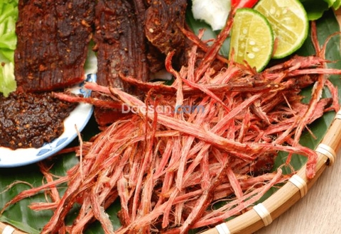 Cách ăn thịt lợn gác bếp sành nhất