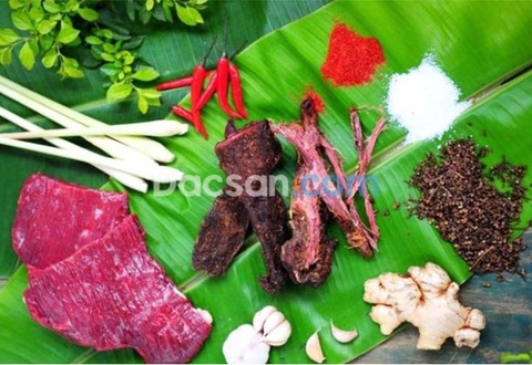 Review thịt trâu gác bếp từ khách du lịch khi đến Tây Bắc