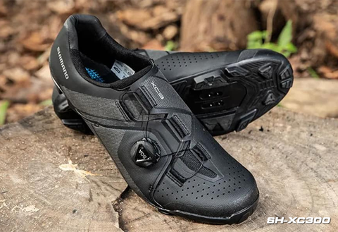 Giày xe đạp MTB Shimano SH-XC300 Giày xe đạp MTB Shimano SH-XC300