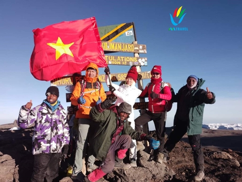 Tour độc lạ: Trecking đỉnh núi Kilimanjaro-Tanzania 2024
