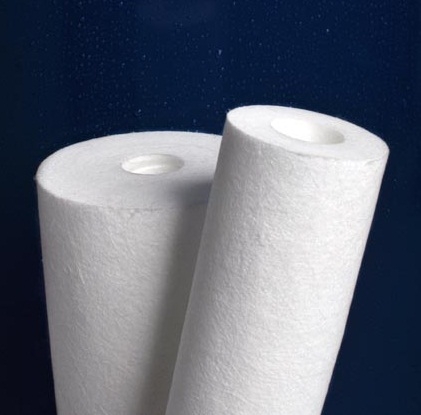 Cần chú ý kiểm tra và thay lõi lọc bông đúng định kỳ để đảm bảo máy lọc rượu hoạt động ổn định.