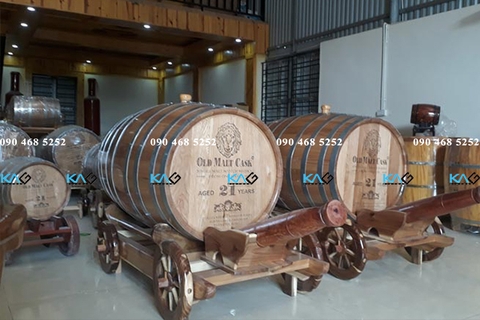 Thùng gỗ sồi ngâm rượu 300 lit