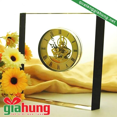 Đồng hồ pha lê để bàn 022
