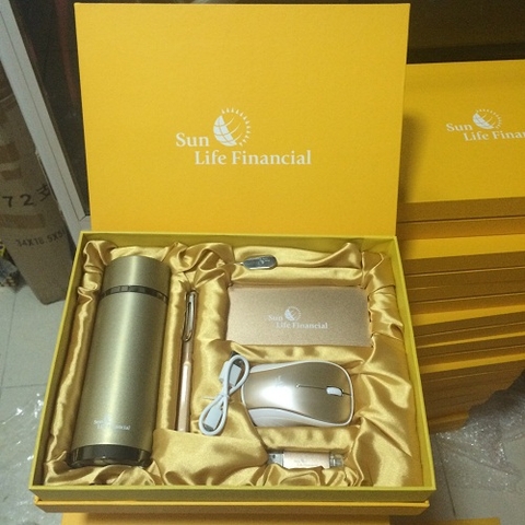 BỘ QUÀ TẶNG CỦA SUN LIFE FINANCIAL