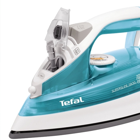 Bàn là, bàn ủi hơi nước Tefal FV3910 2200W