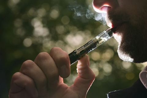 Vape thuốc lá điện tử có an toàn cho sức khoẻ của con người?