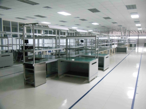 Dây chuyền lắp ráp điện thoại băng tay