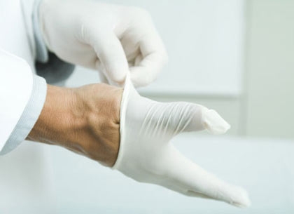 Công dụng của chiếc găng tay y tế có bột chất lượng cao