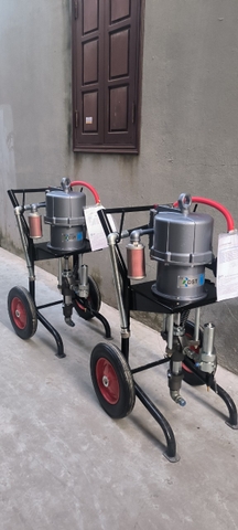 Máy phun sơn airless DSTECH 75:1