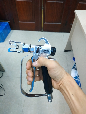 Súng phun sơn airless Anest Iwata Model ALG-7