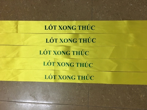 làm băng rôn đeo đầu