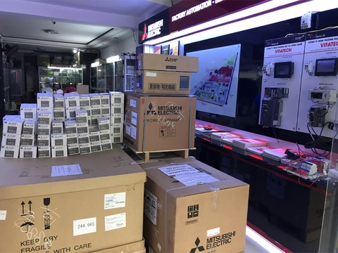 BÀN GIAO ĐƠN HÀNG THIẾT BỊ ĐIỆN HÃNG MITSUBISHI ELECTRIC