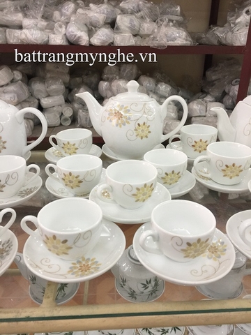 Bộ ấm chén dáng ML cành pháo hoa