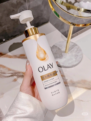 Sữa Tắm Olay  B3+ Vitamin C Optic Glow & Brightening 500ml - MẪU MỚI