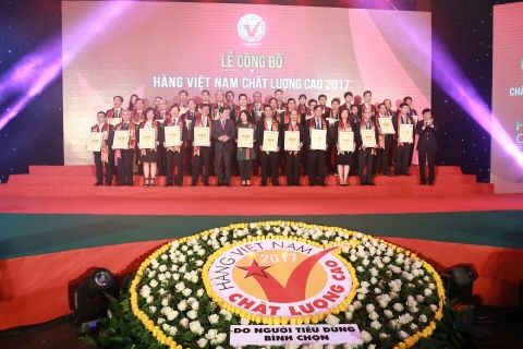 ANTONA – Doanh nghiệp đồ chơi duy nhất tại miền Bắc nhận danh hiệu HVNCLC năm 2017 ANTONA – Doanh nghiệp đồ chơi duy nhất tại miền Bắc nhận danh hiệu HVNCLC năm 2017