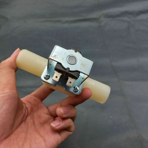 Van điện nhựa phi 27mm 12V