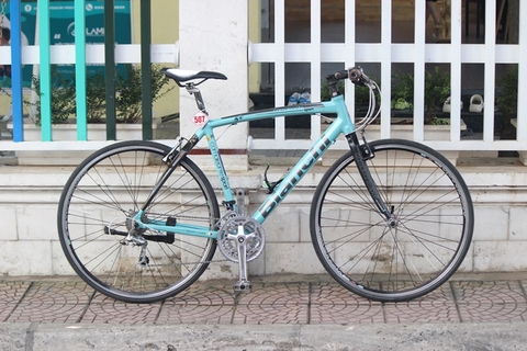 Xe touring Nhật bãi Bianchi Camaleonte đến từ nước Ý
