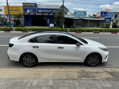 DÁN NÓC PANORAMA KIA K3 THỂ THAO CHO XẾ YÊU !!!