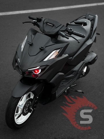 Vario 160: Sơn Full Dàn Áo Nhám - Sơn Mâm Trắng Sữa - Dọn Mới Làm Nồi - Độ Bi LED Kenzo S600 Pro tại Sài Gòn Độ Xe