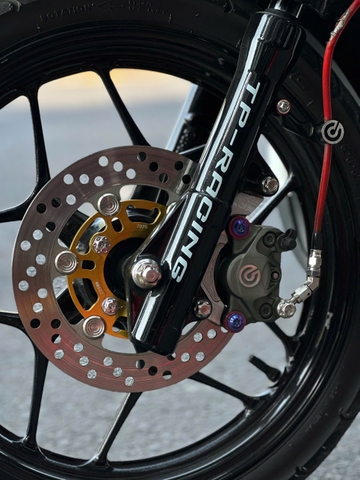 ĐỘ KIỂNG XE CLICK TẠI SÀI GÒN ĐỘ XE GÒ VẤP – BIẾN CHIẾC XE NHỎ GỌN THÀNH CHIẾN MÃ CỰC CHẤT