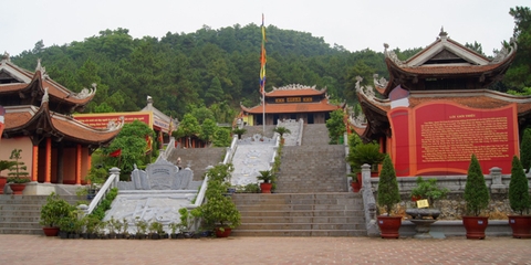 Tour Hà Nội - Đền thờ thầy giáo Chu Văn An