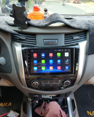 Màn hình android Nissan Navara