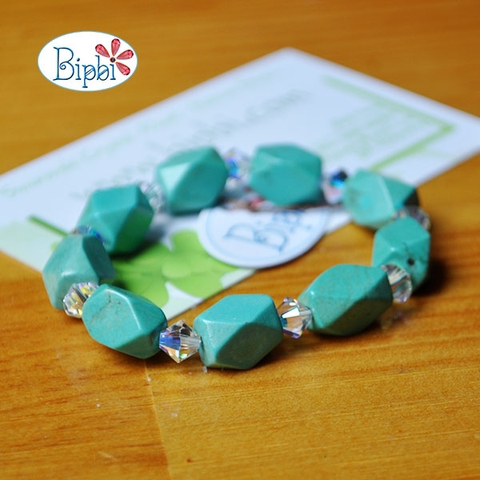 BR010 - Handmade howlite bracelet