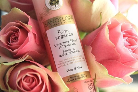 Serum Sanoflore Rosa Angelica Concentre d'eveil re-hydratant dưỡng da và mắt