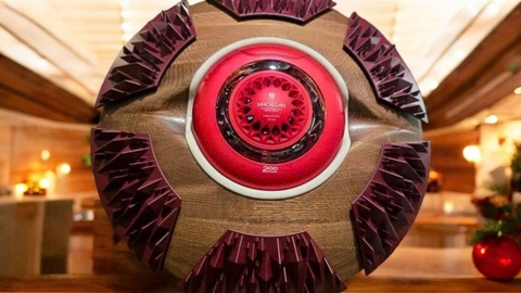 Macallan 84 năm - Space