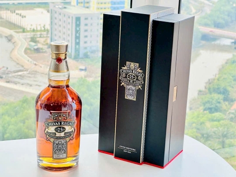 Rượu Chivas 25 có giá là bao nhiêu?Mua chính hãng ở đâu