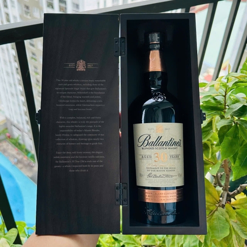 Cách phân biệt rượu Ballantines thật giả