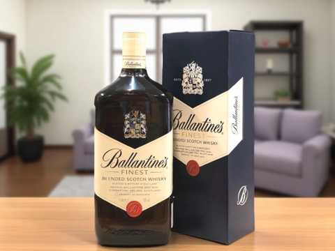 Nguồn Gốc Xuất Xứ Rượu Ballantine’s Finest – Huyền Thoại Blended Scotch Đậm Chất Scotland