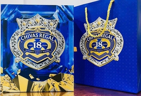 Tại sao rượu Chivas 18 là món quà biếu Tết hoàn hảo?