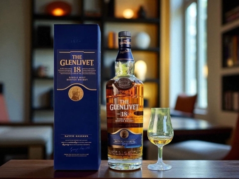 Glenlivet 15 và 18 khác nhau thế nào? So sánh chi tiết từ hương vị đến trải nghiệm