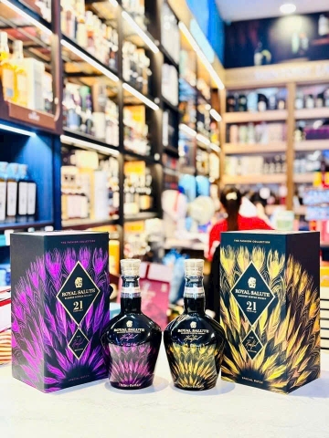 Sự khác biệt giữa Chivas Regal 21 và các dòng rượu whisky khác của Chivas