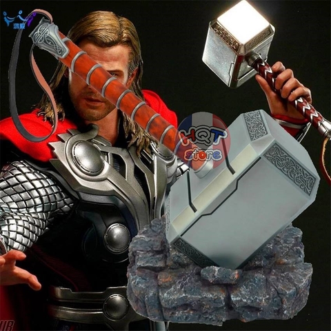 Mô hình búa Thor Marvel tỉ lệ 1:1 bằng kim loại