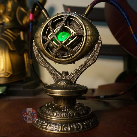 Mô hình dây chuyền Dr Strange Eye Of Agamotto tỉ lệ 1:1 kim loại LED