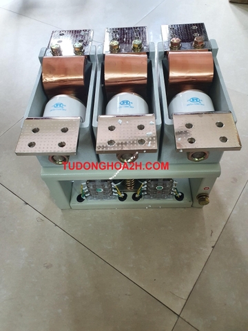 Contactor chân không CKG3-7.2kV 400A ( Kiểu máy: 3 cực, điện áp: 7.2kV, dòng điện: 400A )