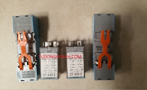 Relay rơ le C7-A20X 24VDC