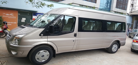 Xe 16 chỗ Ford Transit đi Hạ Long – Tuần Châu 2 ngày 1 đêm