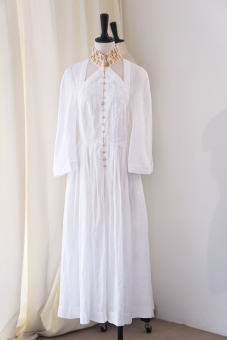 ĐẦM CHANEL MÀU TRẮNG NGỌC TRAI LONG DRESS High Classy