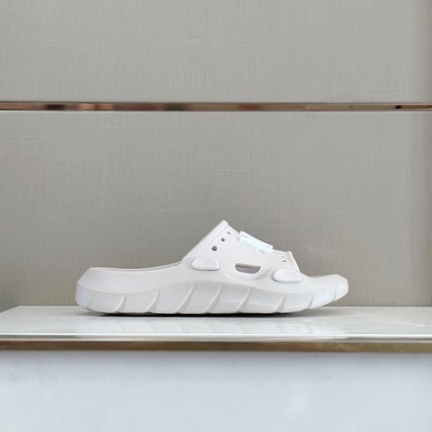 DÉP AMIRI AM LOGO SLIPPER