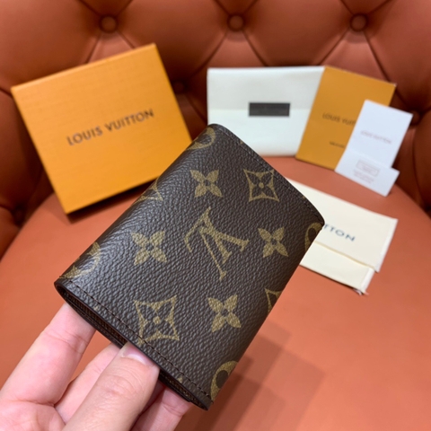 VÍ LOUIS VUITTON MONOGRAM WALLET