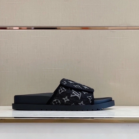 DÉP LOUIS VUITTON MONOGRAM NBA UNISEX SLIPPER